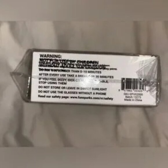 NEW Funsparks digital virtual reality glasses 👓 compatible w/ your smart phone - Picture 6 of 8